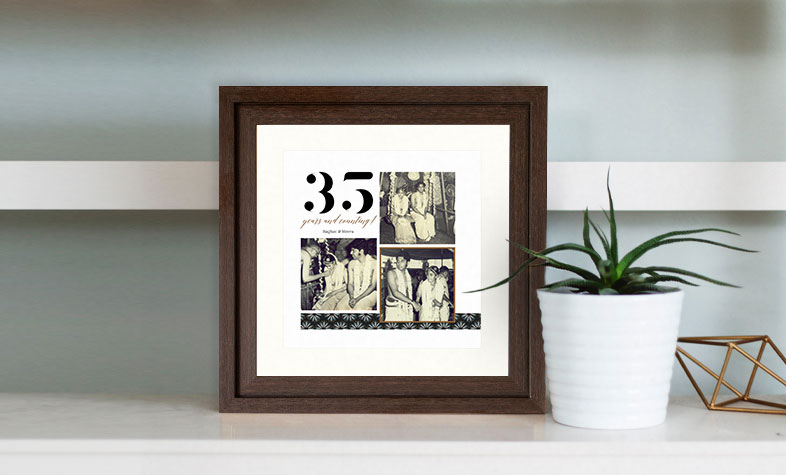 premium-frame-with-photo-for-friends
