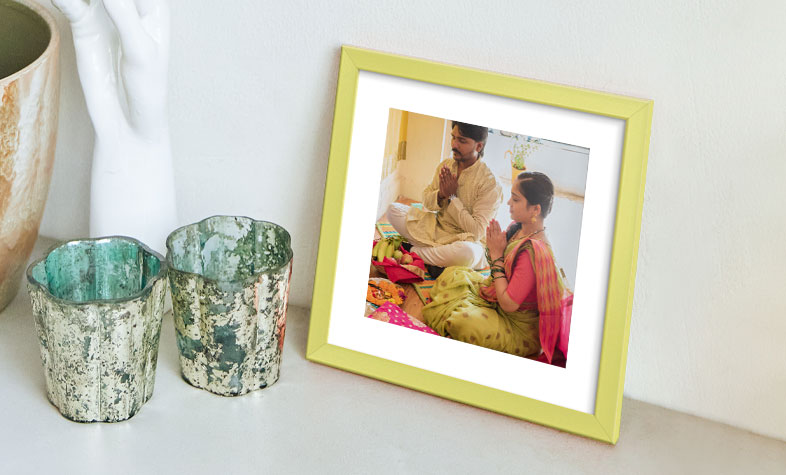 Coloured-Photo-Frame-Dussehra-Gift