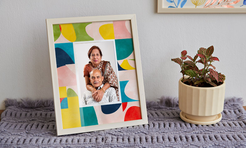 designer-photo-frame-for-grand-father-anniversary