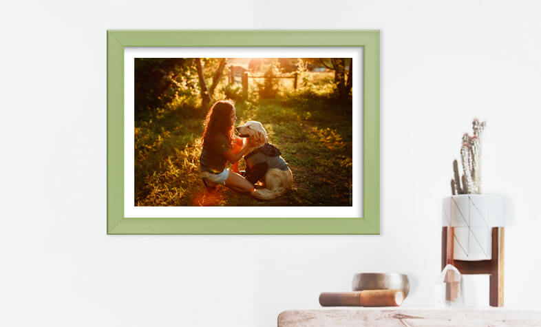 green-colour-photo-frame