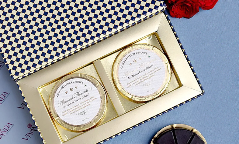 chocolate-gift-box-for-valentine-gift-for-her