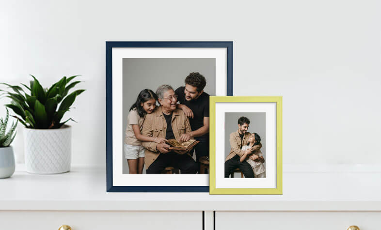coloured-frame-blue-yellow